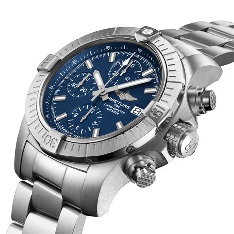 breitling chrono avenger specs|breitling chronometer avenger.